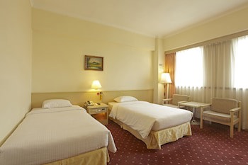 Emperor Hotel