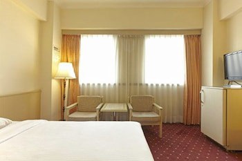 Emperor Hotel