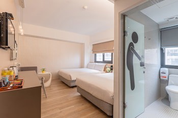 Check Inn Express Kaohsiung Love River