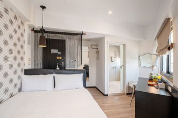 Check Inn Express Kaohsiung Love River