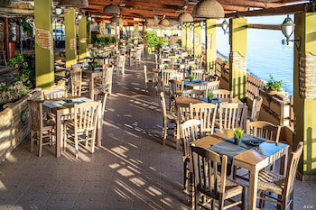 Castella Beach
