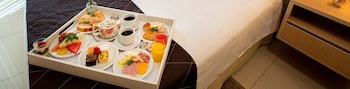 Cullinan Hplus Premium