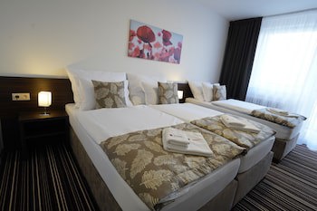 Hotel Satel