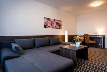Hotel Satel