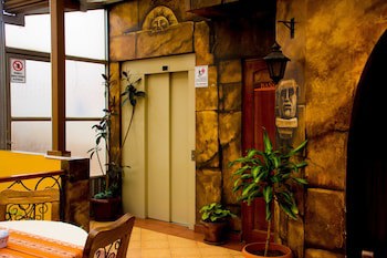 Las Brisas Hotel
