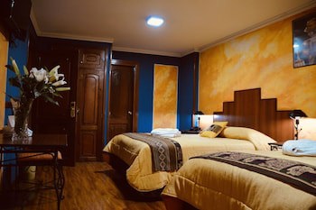 Las Brisas Hotel