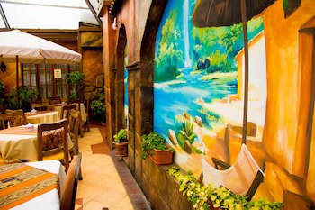 Las Brisas Hotel