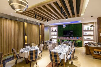 Protea Hotel By Marriott Delta