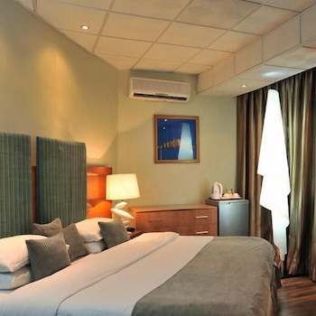 Protea Hotel By Marriott Delta