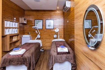 Protea Hotel By Marriott Delta