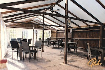 The Globe Inn