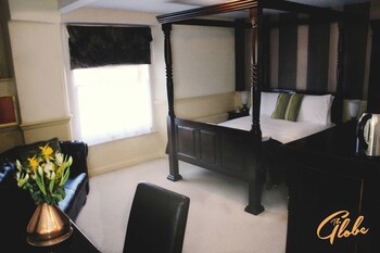 The Globe Inn
