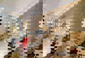 Wellborn Luxury Hotel