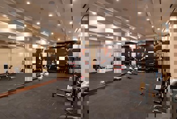 Wellborn Luxury Hotel