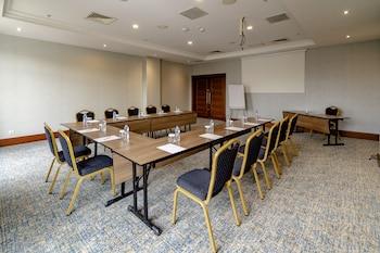 Wellborn Luxury Hotel