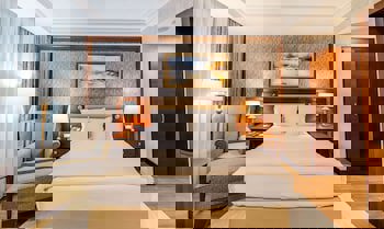 Wellborn Luxury Hotel