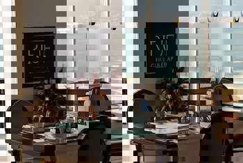 Wellborn Luxury Hotel