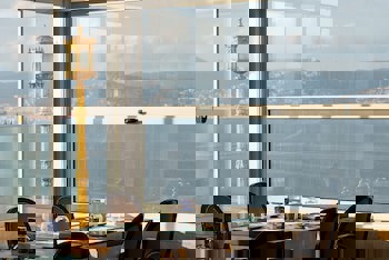 Wellborn Luxury Hotel