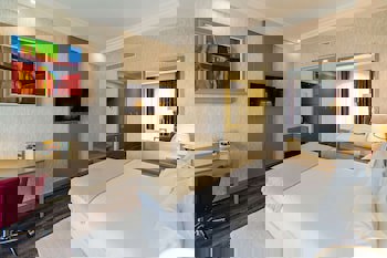 Wellborn Luxury Hotel