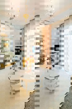 Wellborn Luxury Hotel