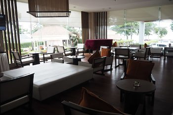 Grand Jomtien Palace Hotel