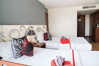 Grand Jomtien Palace Hotel