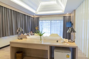 Grand Jomtien Palace Hotel