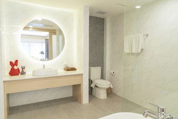 Grand Jomtien Palace Hotel
