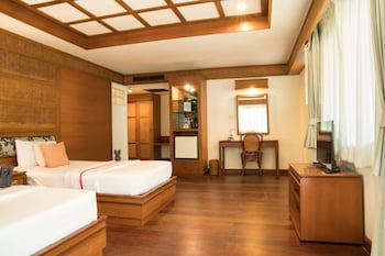 Grand Jomtien Palace Hotel