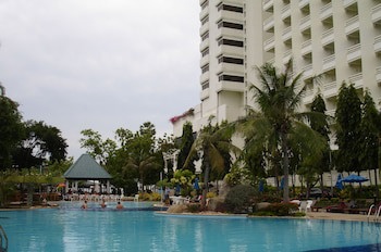 Grand Jomtien Palace Hotel
