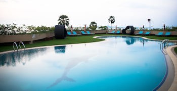 Grand Jomtien Palace Hotel