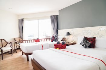 Grand Jomtien Palace Hotel