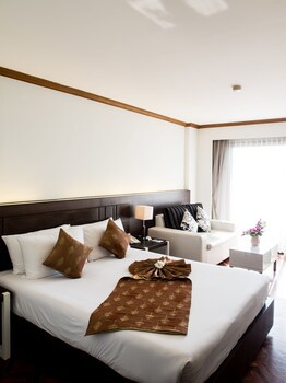 Grand Jomtien Palace Hotel