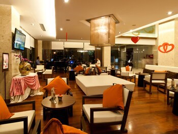 Grand Jomtien Palace Hotel