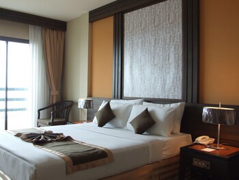 Grand Jomtien Palace Hotel