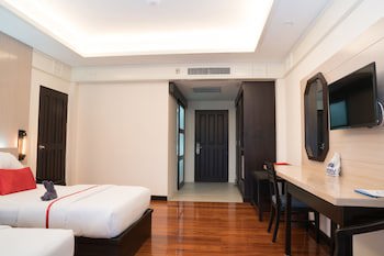 Grand Jomtien Palace Hotel