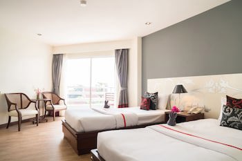 Grand Jomtien Palace Hotel