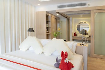 Grand Jomtien Palace Hotel