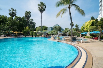 Grand Jomtien Palace Hotel