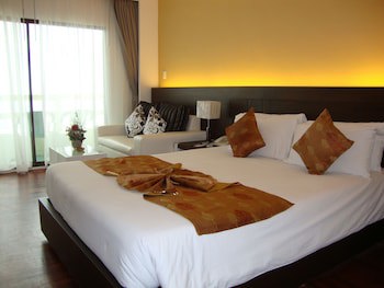 Grand Jomtien Palace Hotel
