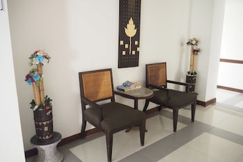 Grand Jomtien Palace Hotel
