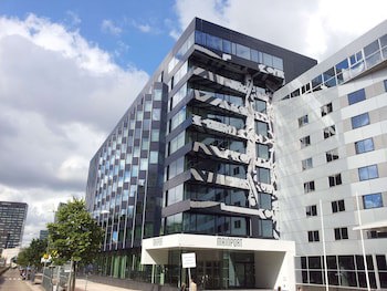 Mainport Hotel Rotterdam, A Hilton Affiliate Hotel