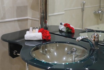 Ramada By Wyndham Tashkent