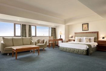 Ramada By Wyndham Tashkent