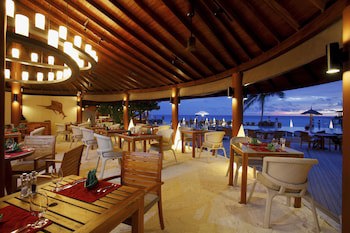 Centara Ras Fushi Resort & Spa Maldives (Adults Only)