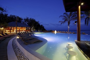 Centara Ras Fushi Resort & Spa Maldives (Adults Only)