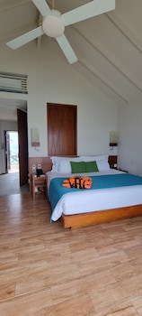 Centara Ras Fushi Resort & Spa Maldives (Adults Only)
