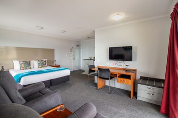 Bks Premier Motel Esplanade