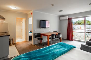 Bks Premier Motel Esplanade