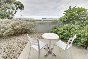 Bks Premier Motel Esplanade